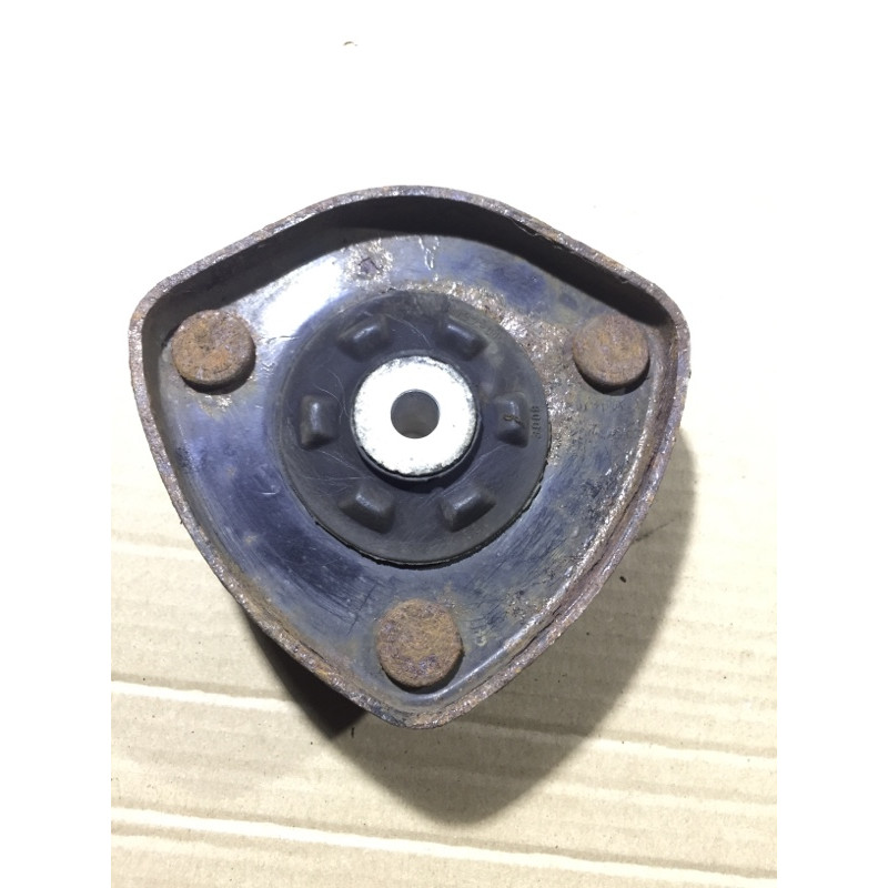 Опора стойки (подвеска) BMW X5 E53 2003 M62B44 33 52 1 097 272