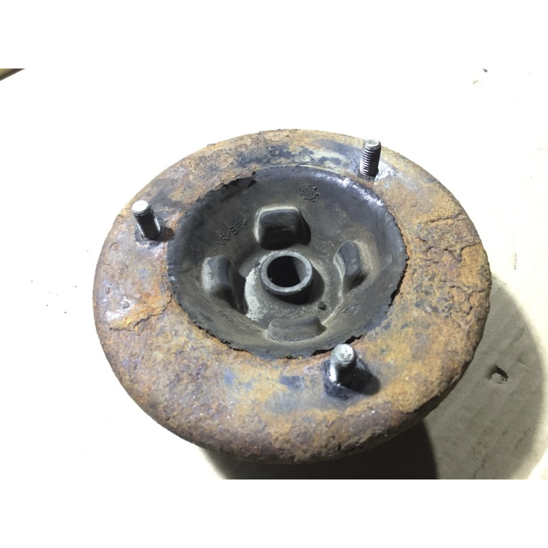 Опора стойки (подвеска) BMW 7-series E38 31331090611