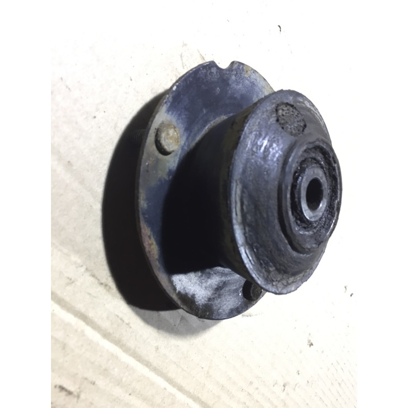 Опора стойки (подвеска) BMW 3-series E30 M21d24 31331139452