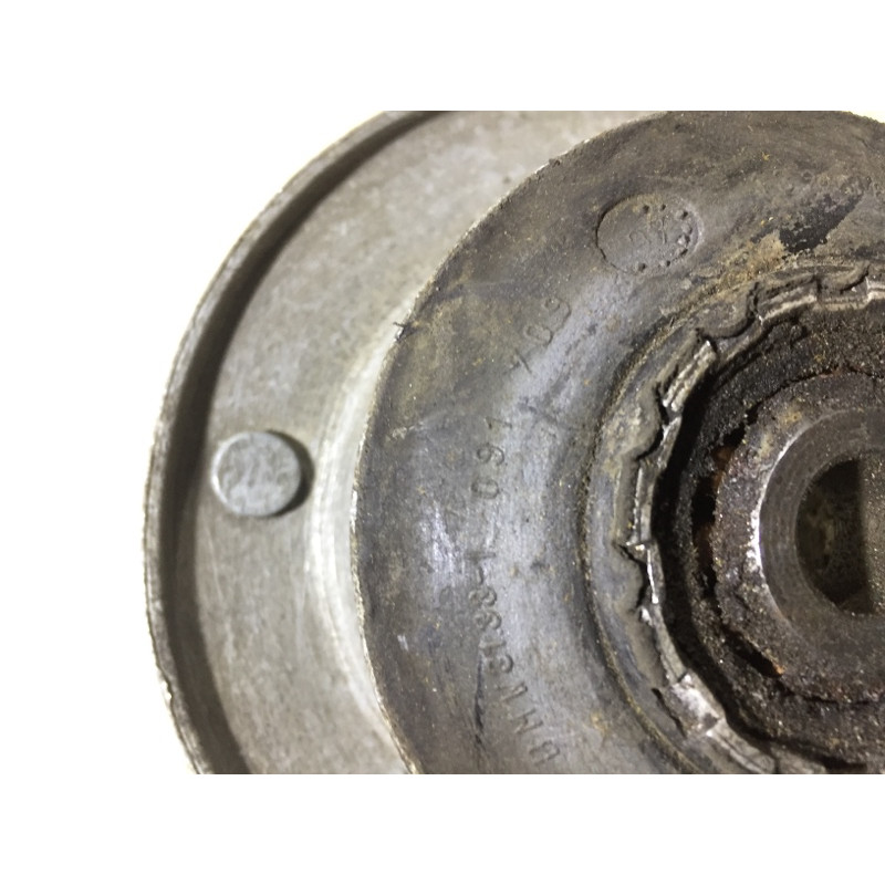 Опора стойки (подвеска) BMW 5-series E39 31331091709