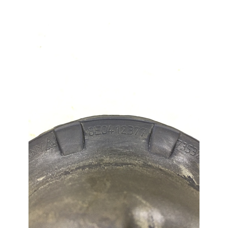 Опора стойки (подвеска) AUDI A4 B6 2003 1.8 BFB 8E0412377