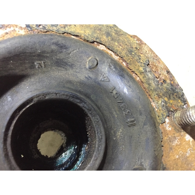 Опора стойки (подвеска) BMW 5-series E34 1994 M50b20 31331139452