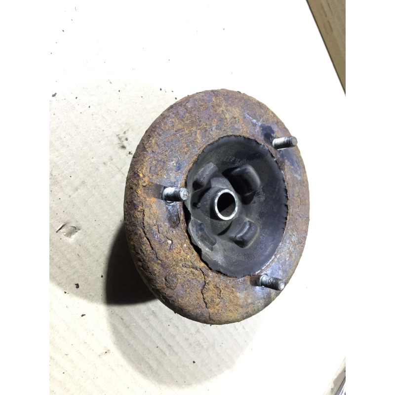 Опора стойки (подвеска) BMW 7-series E38 31331090611