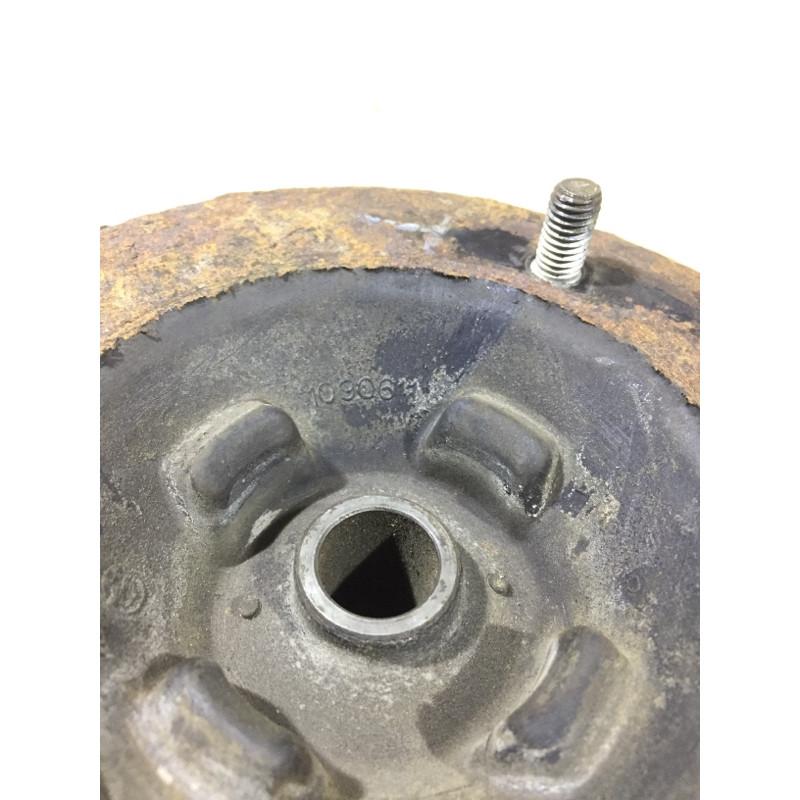 Опора стойки (подвеска) BMW 7-series E38 31331090611