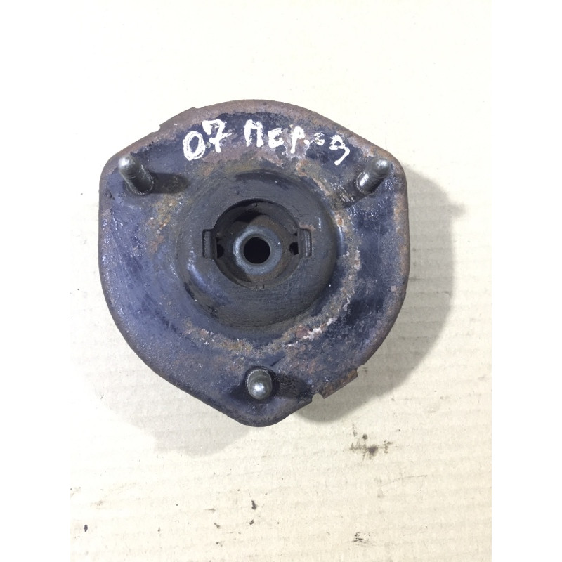 Опора стойки (подвеска) Mazda 6 GG 2004 2.0 RF5