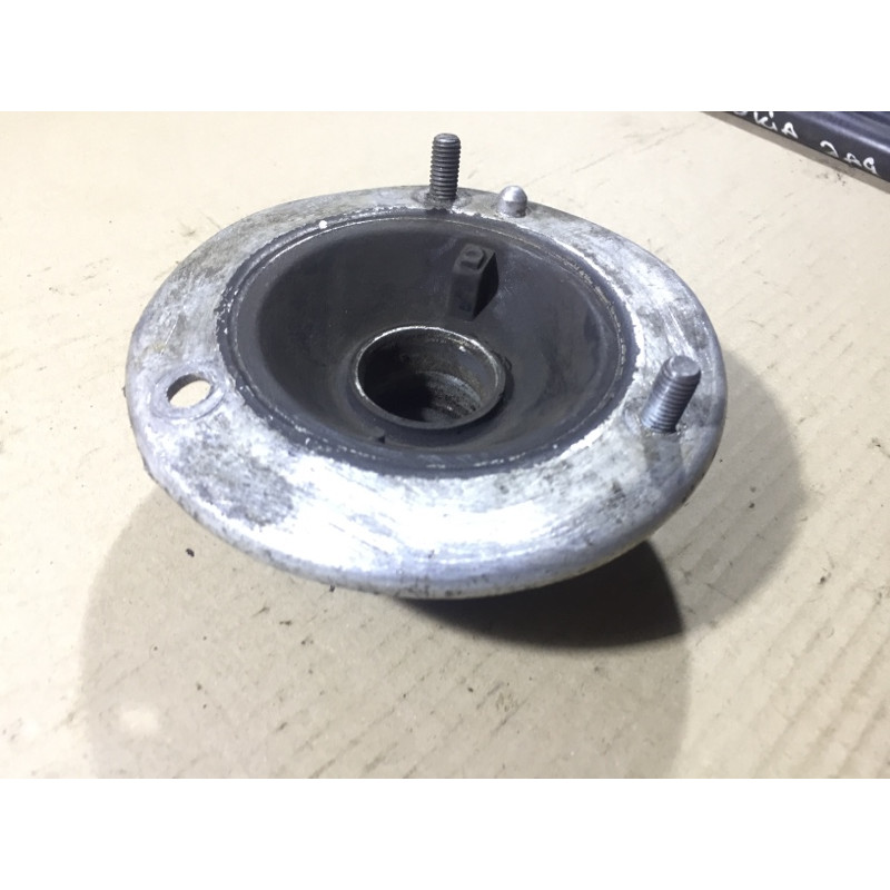 Опора стойки (подвеска) BMW 5-series E39 31336752735