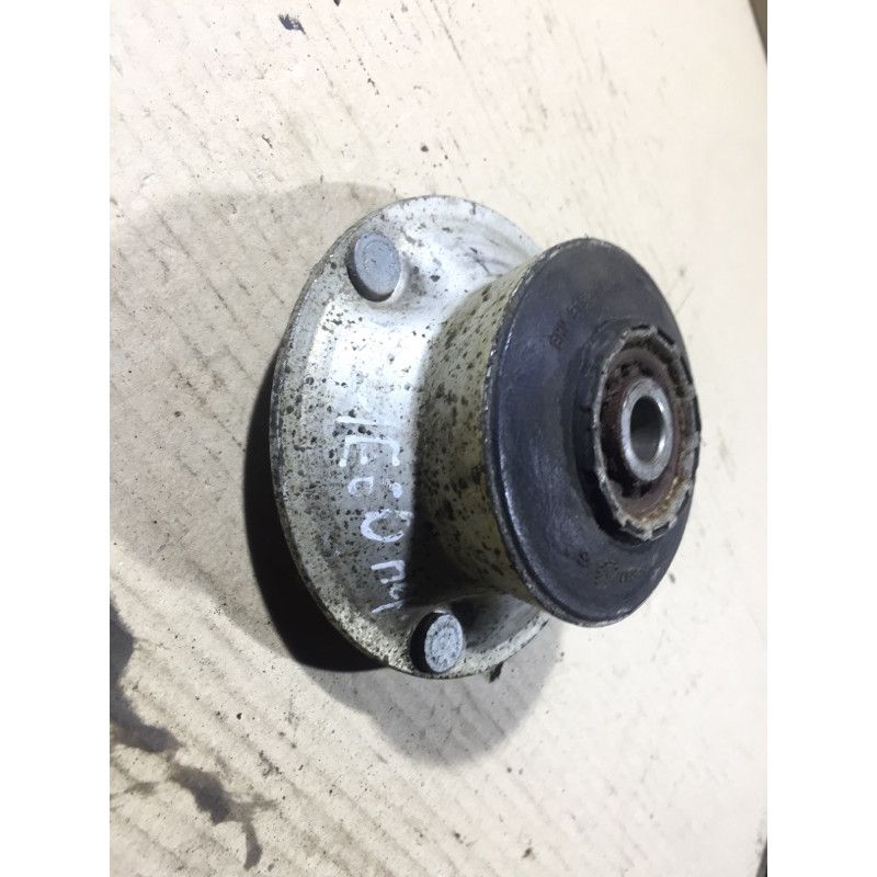 Опора стойки (подвеска) BMW 5-series E60 2004 M54B22 31336760943