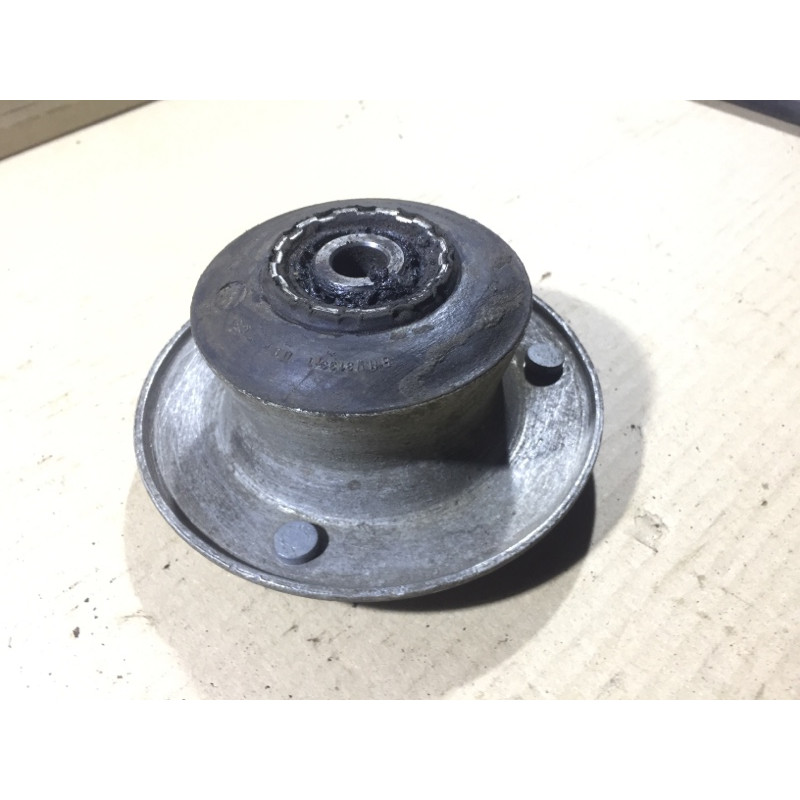Опора стойки (подвеска) BMW 5-series E39 31331091709
