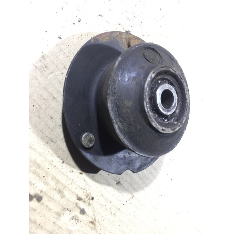 Опора стойки (подвеска) BMW 5-series E34 31331139452