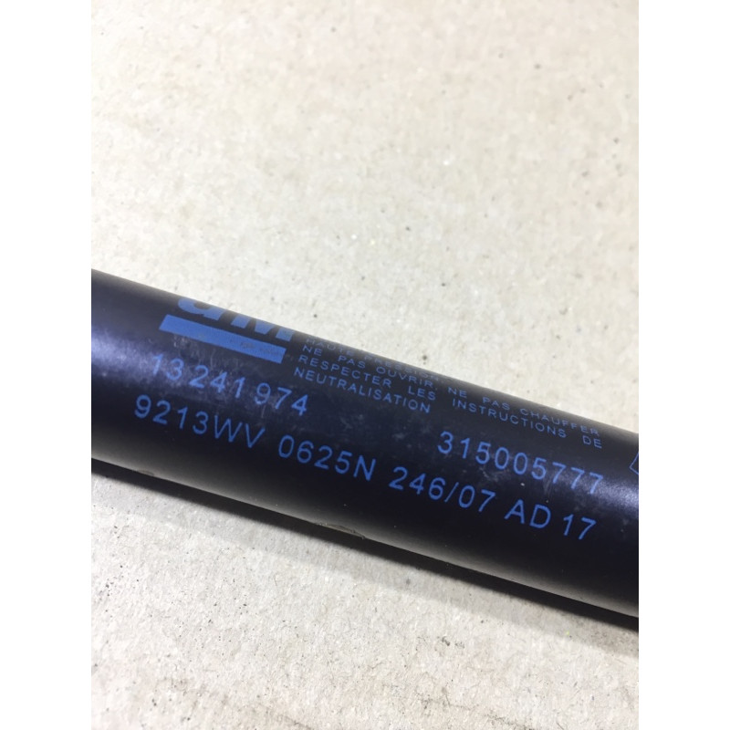 Амортизатор багажника (кузов и элементы) Opel Vectra C 2.2 Z22YH 176608