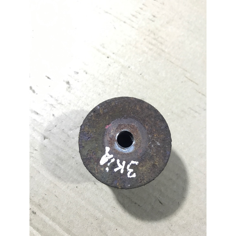 Подушка рамы кузова (трансмиссия) KIA Sorento BL 2005 2.5 CRDI 841853E000