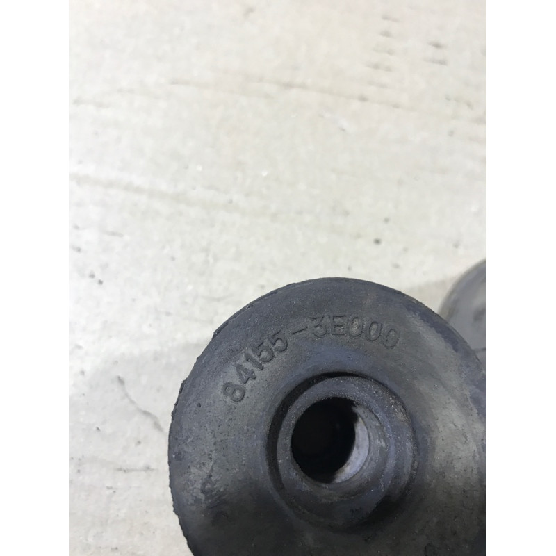 Подушка рамы кузова (трансмиссия) KIA Sorento BL 2005 2.5 CRDI 841553E000