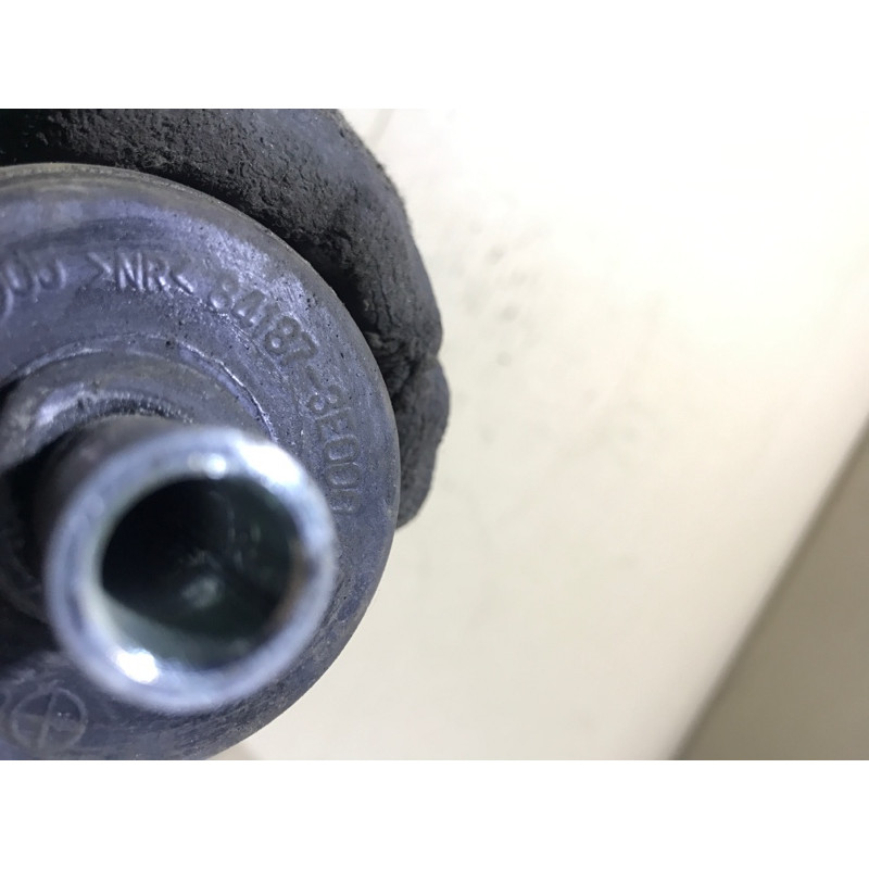 Подушка рамы кузова (трансмиссия) KIA Sorento BL 2005 2.5 CRDI 841873E000