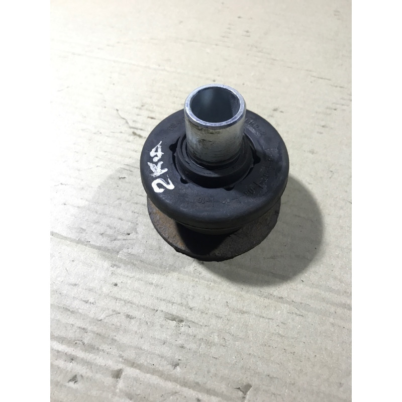 Подушка рамы кузова (трансмиссия) KIA Sorento BL 2007 2.5 CRDI 634103E000