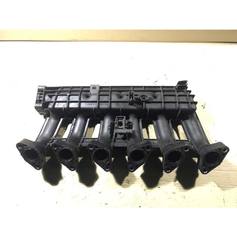 Коллектор впускной (впускная система) BMW 5-series E39 11612246180