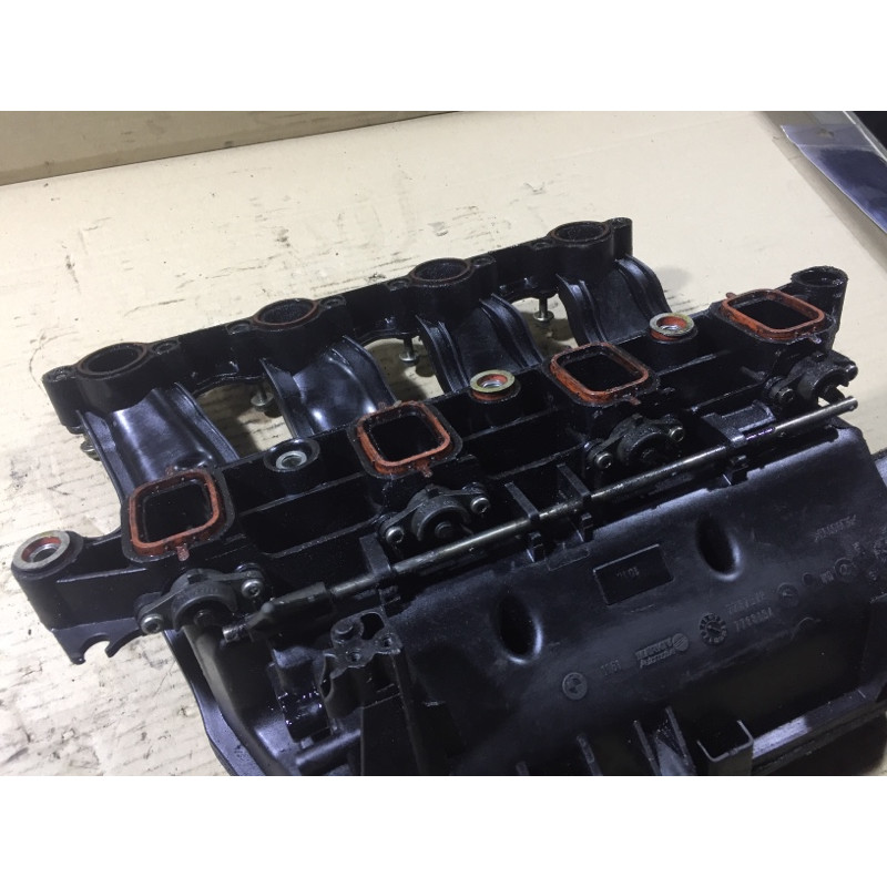 Коллектор впускной (впускная система) BMW 3-series E46 11617800577