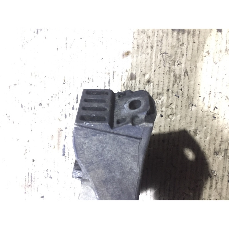 Кріплення подушки двигуна (кронштейни двигуна) BMW 3-series F30 2013 N47D20 22116788611