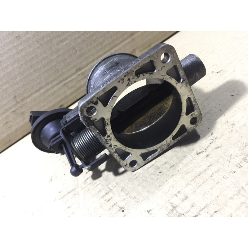 Дроссельная заслонка (электрика двигателя) KIA Sorento BL 2005 2.5 CRDI 3510027XXX