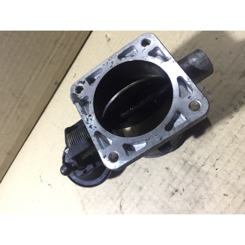 Дроссельная заслонка (электрика двигателя) KIA Sorento BL 2005 2.5 CRDI 3510027XXX