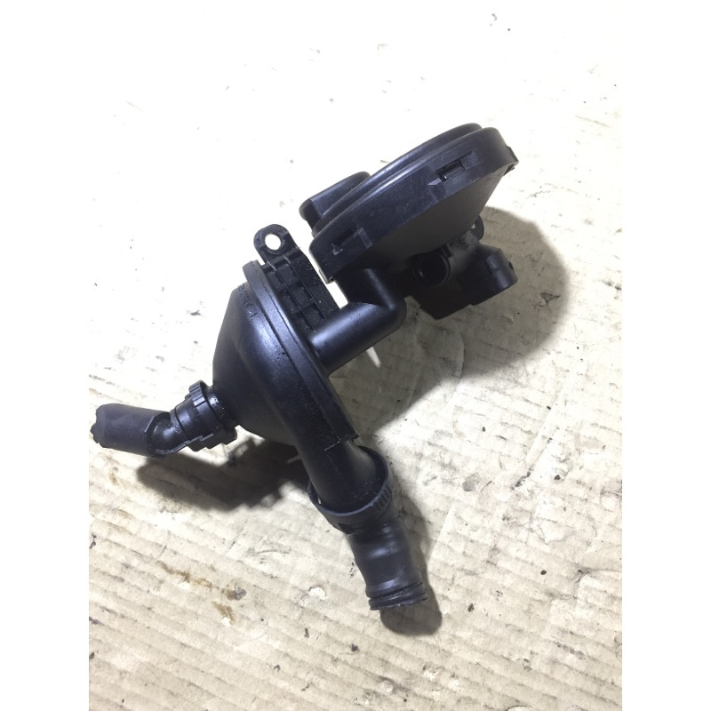 Клапан вентиляции картерных газов (двигатель и элементы) BMW 5-series E60 2004 M54B22 11 61 7 501 566