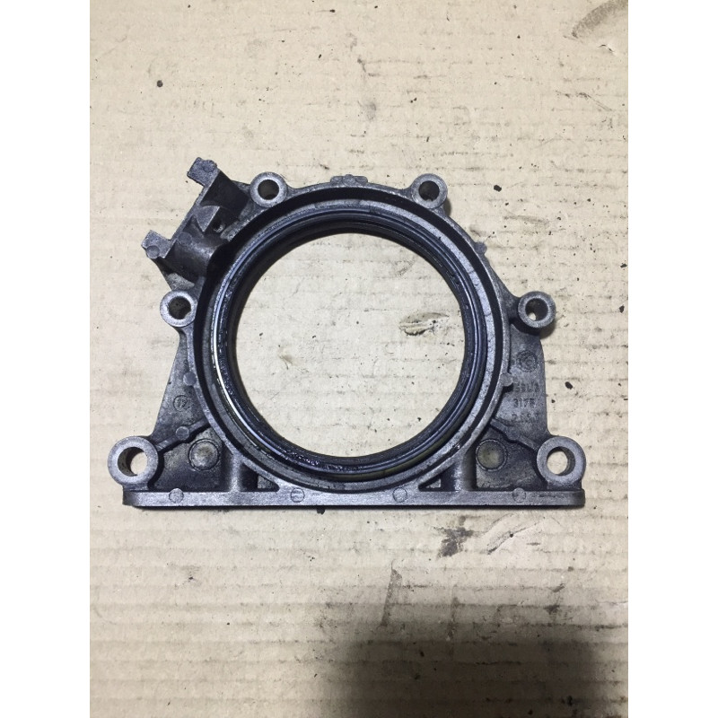 Крышка двигателя (двигатель и элементы) BMW 3-series E46