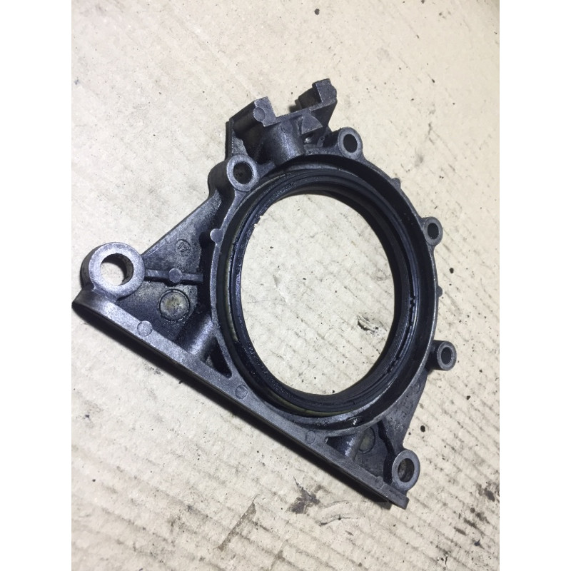 Крышка двигателя (двигатель и элементы) BMW 3-series E46