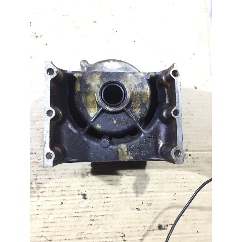 Передня кришка двигуна (двигун та елементи) BMW 5-series E34 11141277001
