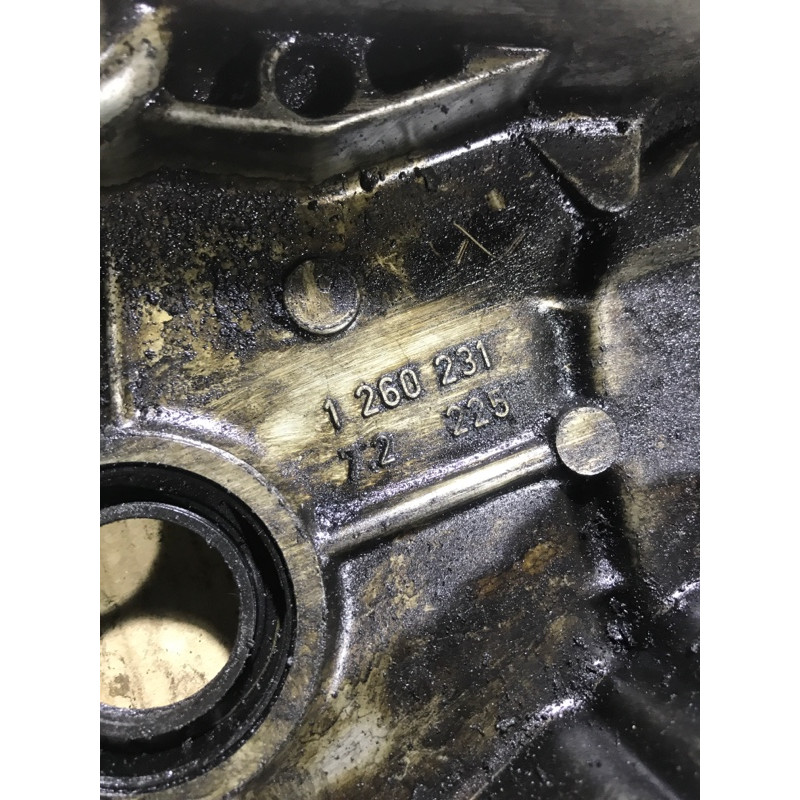 Крышка двигателя (двигатель и элементы) BMW 3-series E30 11141276440