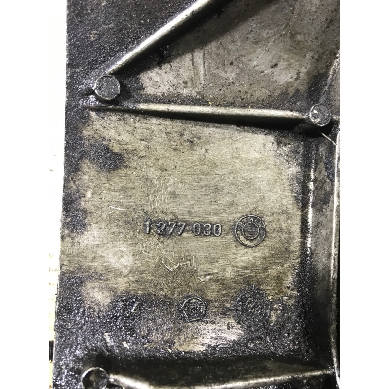 Крышка двигателя (двигатель и элементы) BMW 3-series E30 11141277030