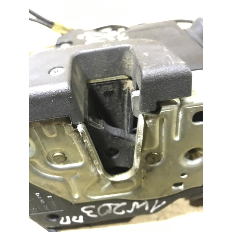 Замок двери (кузов и элементы) Mercedes-Benz C-class W203 1.8 M111.951