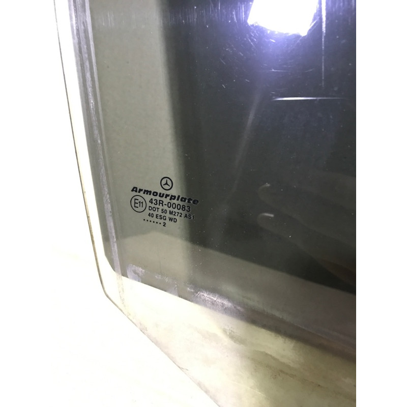 Стекло (кузов и элементы) Mercedes-Benz C-class W203 1.8 M111.951