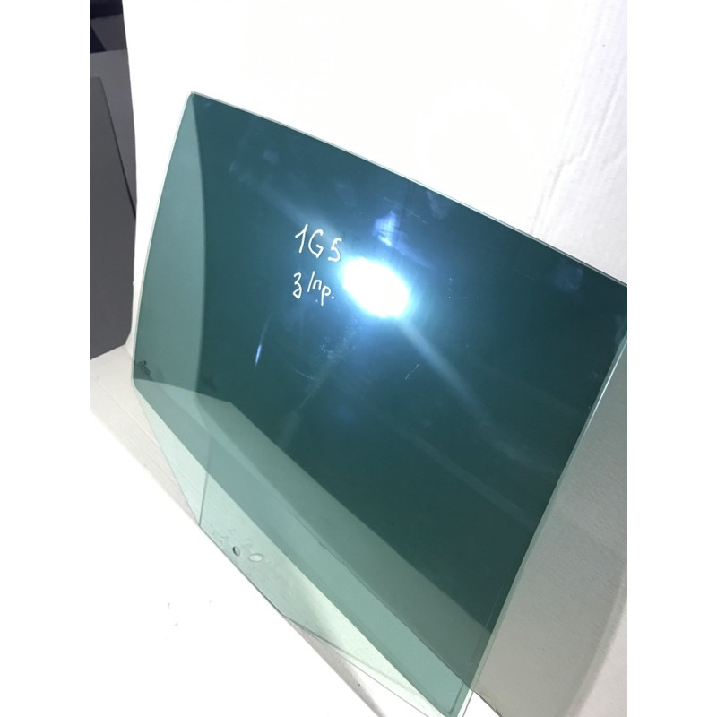 Стекло (кузов и элементы) Volkswagen Golf 1K 2004 2.0 BKD 5M0845026