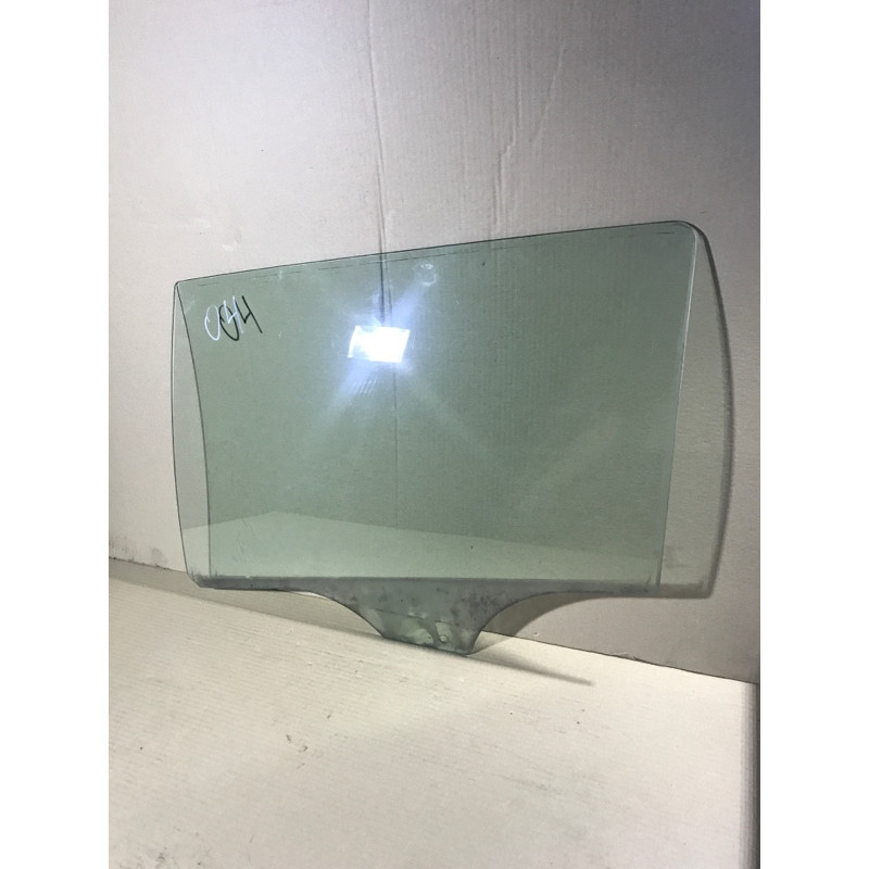 Стекло (кузов и элементы) Mazda 6 GG 2002 2.0 RF5 G21B73511B