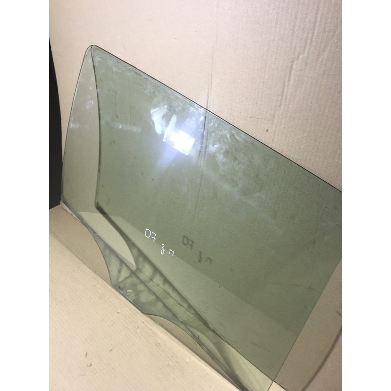 Стекло (кузов и элементы) Mazda 6 GG 2004 2.0 RF5 G21B72511C