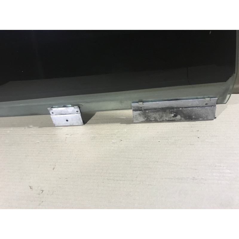 Стекло (кузов и элементы) BMW 7-series E32 1990 M70b50 51348105033