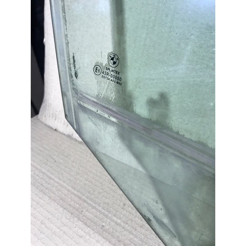 Стекло (кузов и элементы) BMW 5-series E60 M54b30