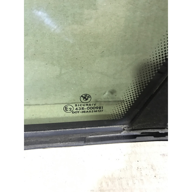 Стекло (кузов и элементы) BMW 5-series E34 51368172446