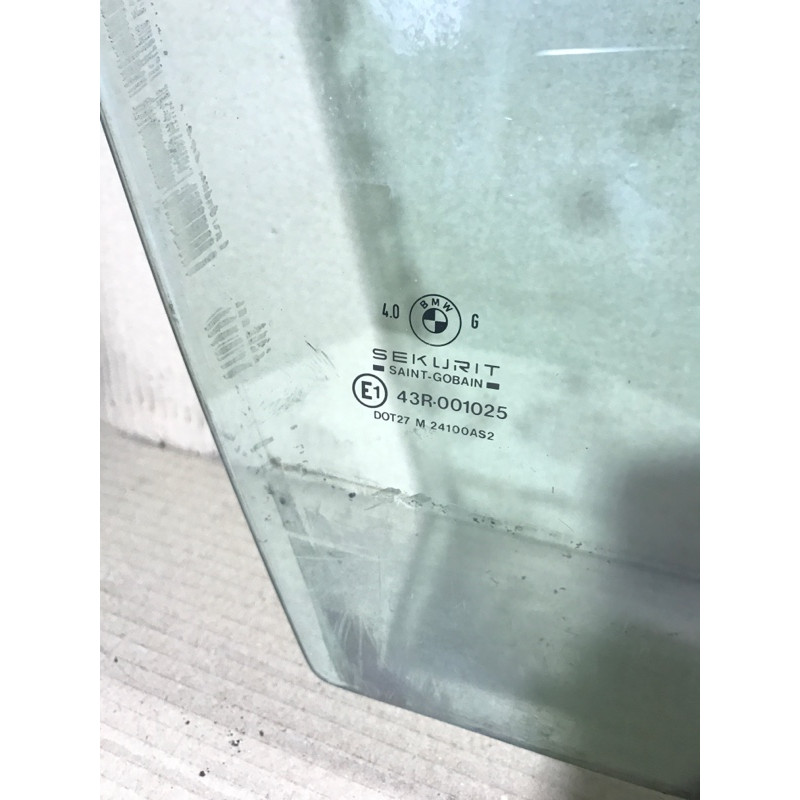 Стекло (кузов и элементы) BMW 5-series E34 51321944084