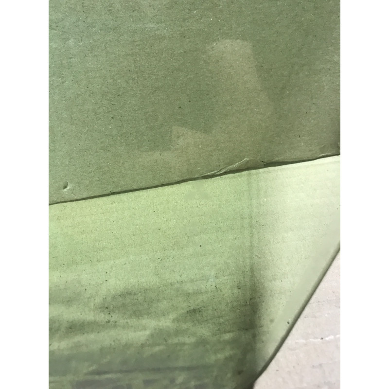 Стекло (кузов и элементы) Mitsubishi Galant 8 2.4GDI MR415137