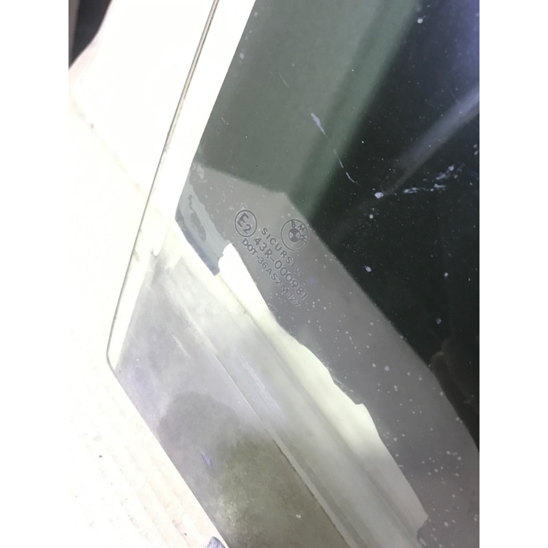 Стекло (кузов и элементы) BMW 5-series E34 1994 M50b20 51321944084