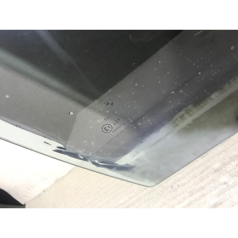 Стекло (кузов и элементы) BMW 5-series E34 51321944084