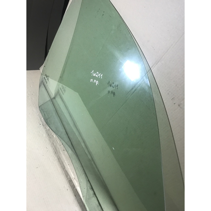 Стекло (кузов и элементы) Mercedes-Benz E-class W211 2006 3.2 M112.946