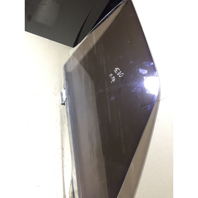 Стекло (кузов и элементы) BMW 3-series E30 M21d24