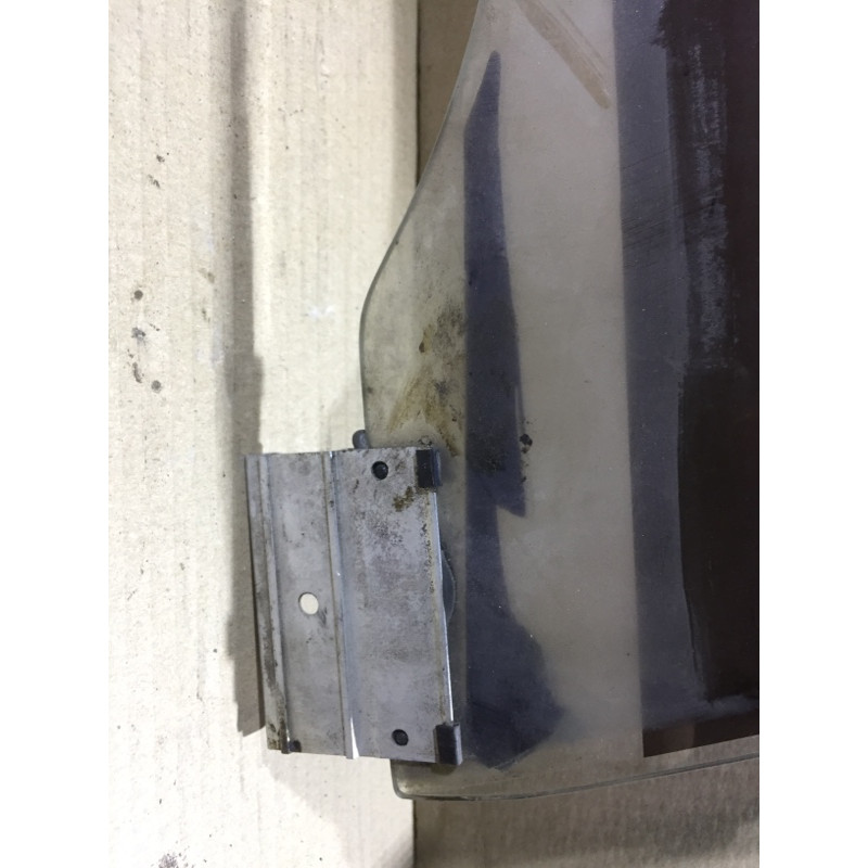 Стекло (кузов и элементы) BMW 3-series E30 M21d24