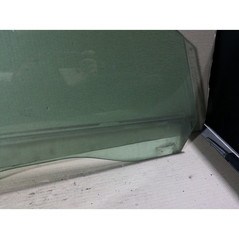 Стекло (кузов и элементы) BMW 5-series E60 2004 M54B22 51337110634