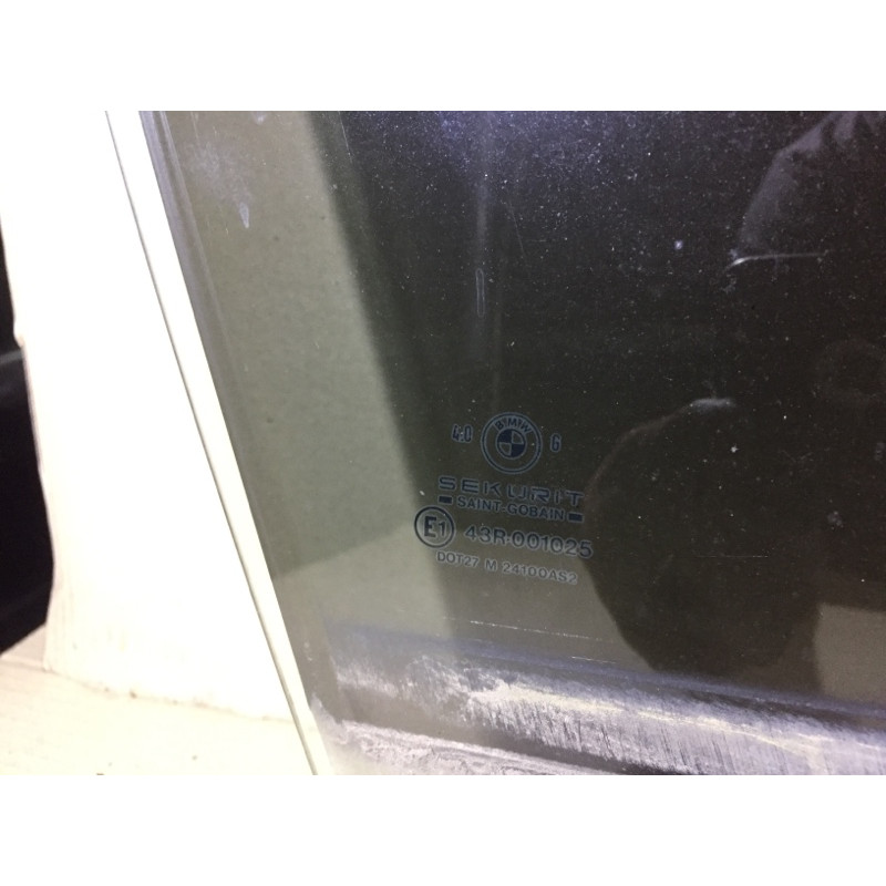 Стекло (кузов и элементы) BMW 7-series E32 1990 M70b50 51328127536