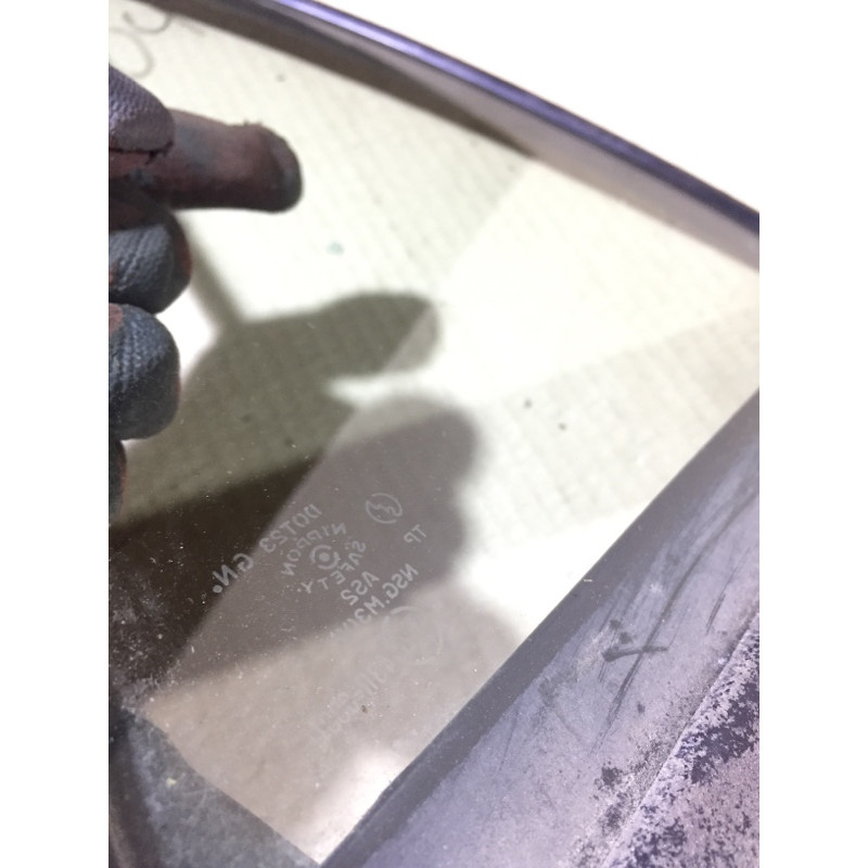 Стекло (кузов и элементы) Mazda 6 GG 2002 2.0 RF5 G21B72661A