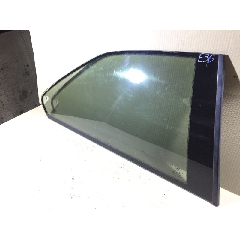 Форточка кузова (стекла и зеркала) BMW 3-series E36 51368119078