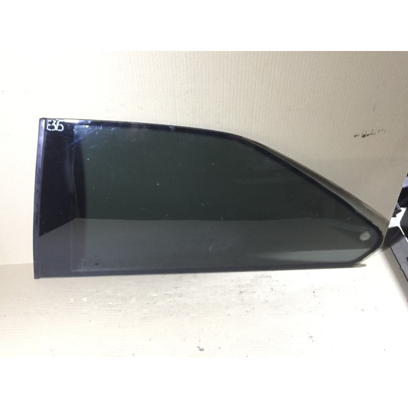 Форточка кузова (стекла и зеркала) BMW 3-series E36 51368119077
