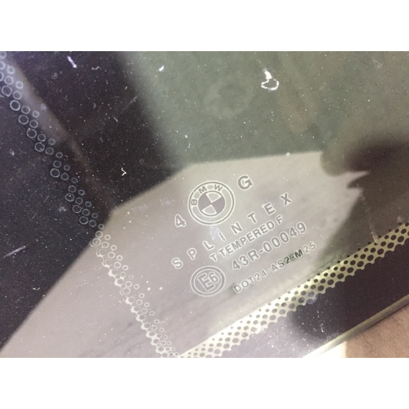 Форточка кузова (стекла и зеркала) BMW 3-series E36 51368119077